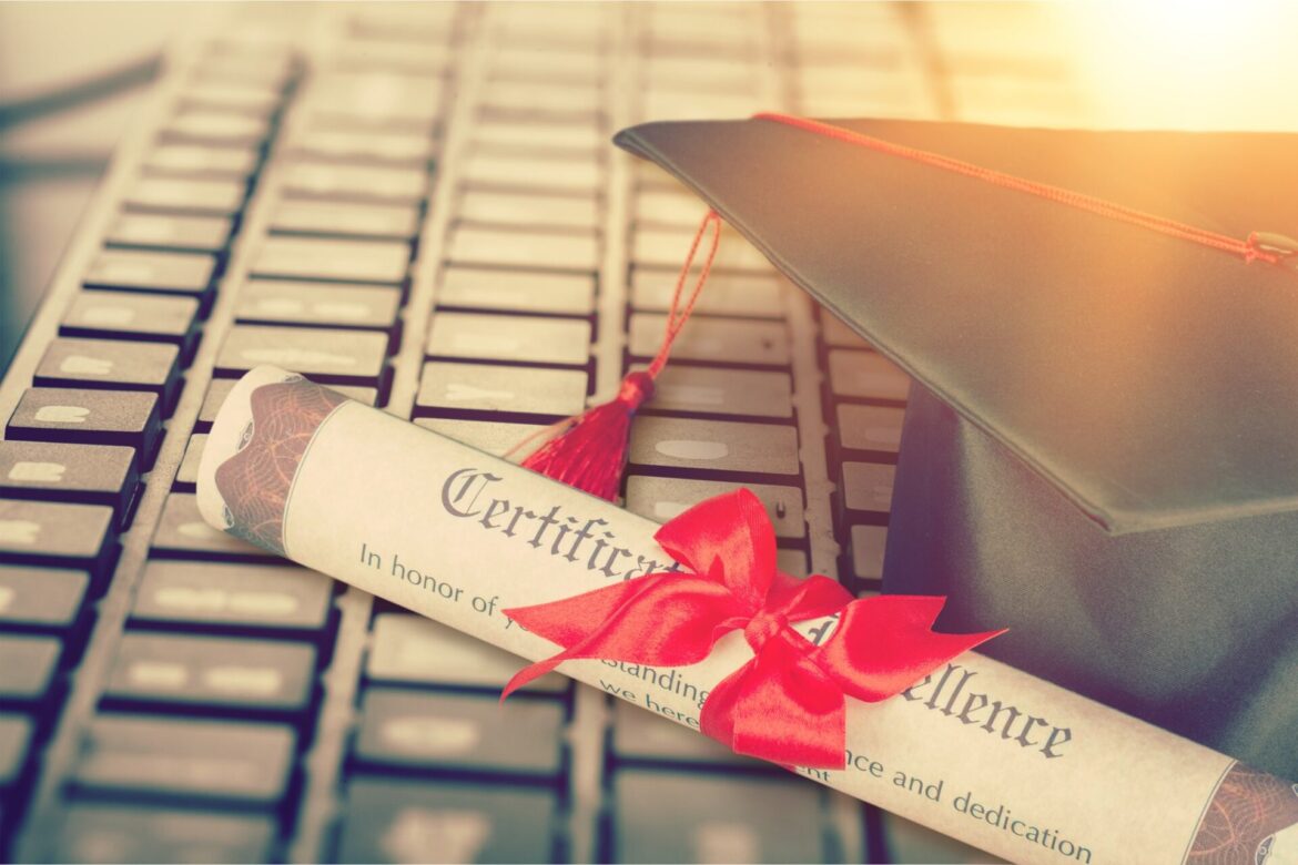 Top 10 Best IT Certifications in Demand Today 2023